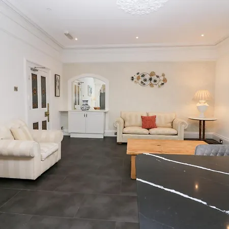 Valley View 度假居 多尔顿因弗内斯